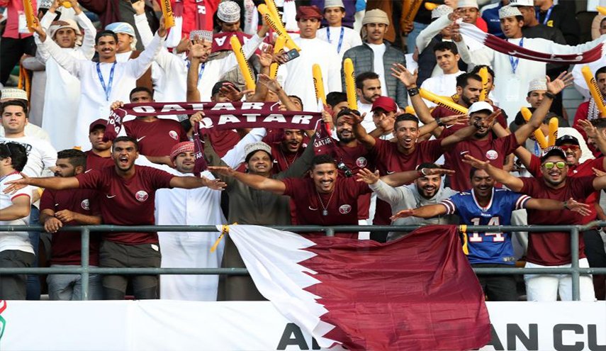 هذا جزاء من شجع منتخب قطر الكروي! 