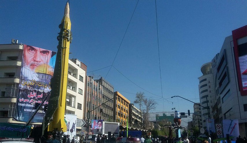 صور؛ ايران تعرض قدراتها الصاروخية في مسيرات 11 شباط