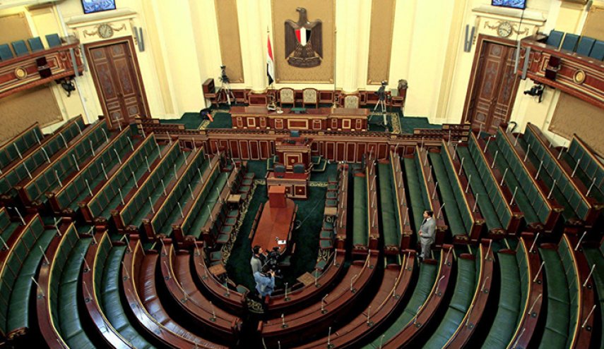البرلمان المصري يصوت اليوم على تعديلات دستورية مثيرة للجدل