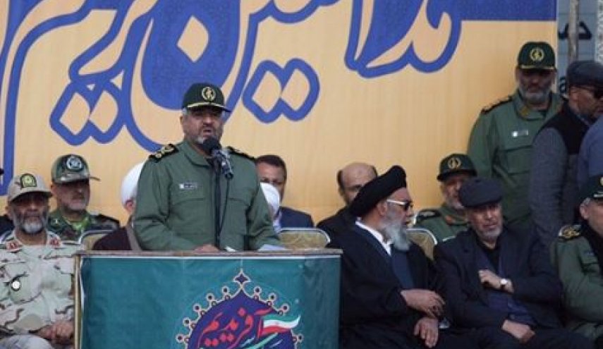 صبر جمهوری اسلامی در برابر دولت‌های خائن عربستان و امارات به سر آمده است/ پاکستان هزینه حمایت از تروریست‌ها را باید بپردازد