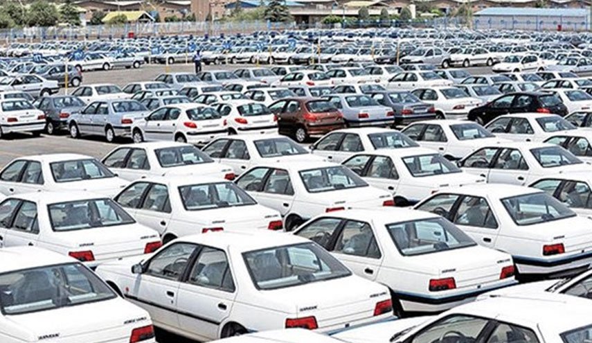 مجلس با مسببین گرانی خودرو برخورد می‌کند