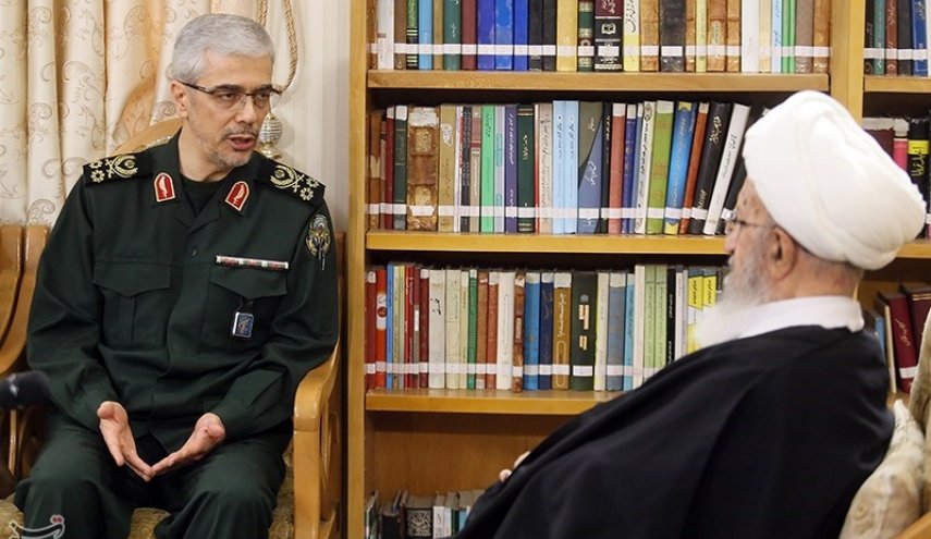 آية الله مكارم شيرازي : التفاوض مع الاعداء لافائدة منه