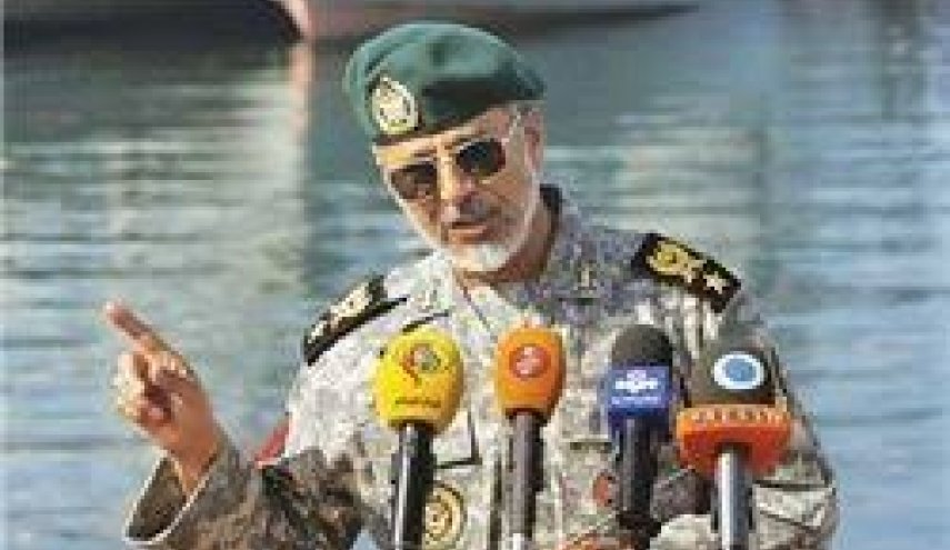 دریادار سیاری: تمام تجهيزات و تاكتيک‌های ما بومی است/ شناسايي و اشراف كامل بر تهديدات در منطقه 