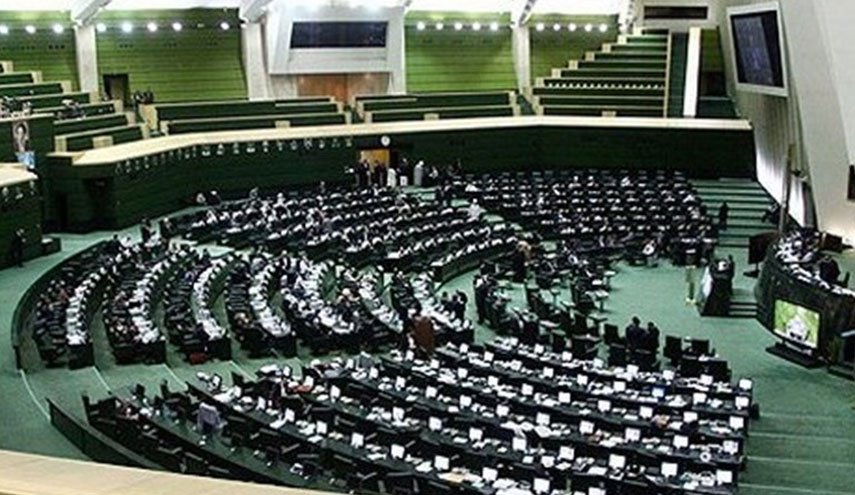 آستان قدس رضوی به پرداخت مالیات مکلف شد
