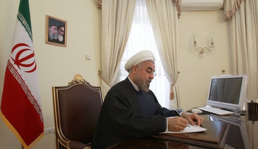 روحانی با استعفای ظریف موافقت نکرد