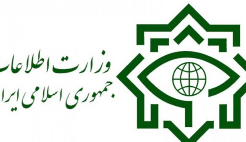 ضربه وزارت اطلاعات به باند فساد اقتصادی در گمرک/ دستگیری یک مدیرکل
