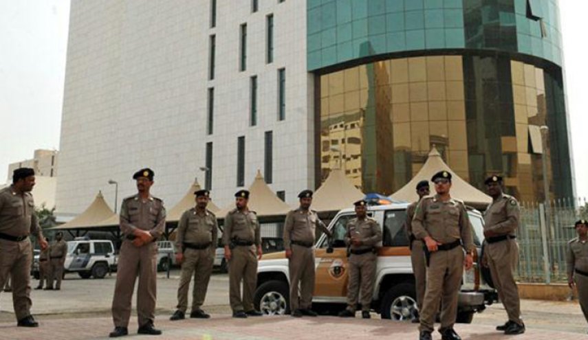 تفاصيل جديدة في قضية تعذيب طبيب امريكي في السعودية