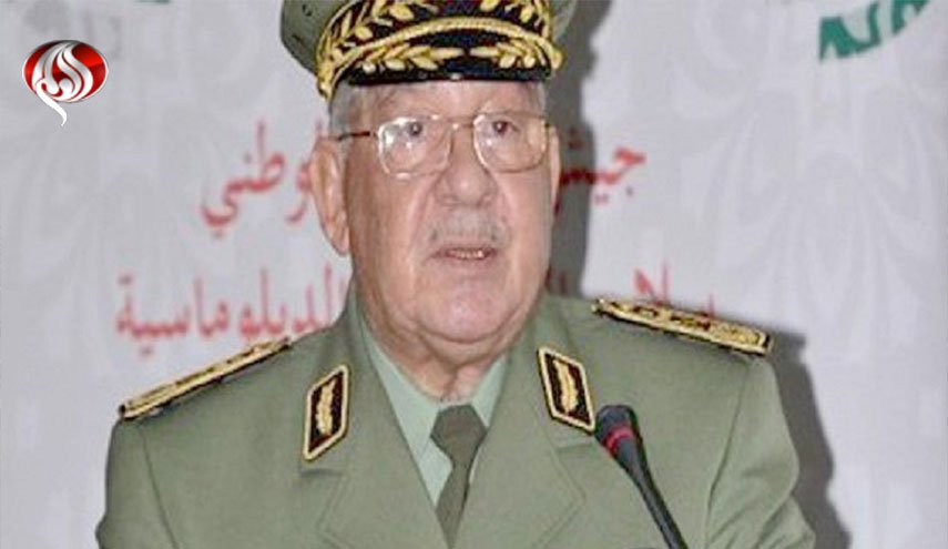 فرمانده ارتش الجزایر: اجازه بازگشت ناامنی به کشور را نمی دهیم