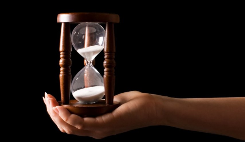 انتظر حتى تبلغ هذا العمر وستأتيك السعادة