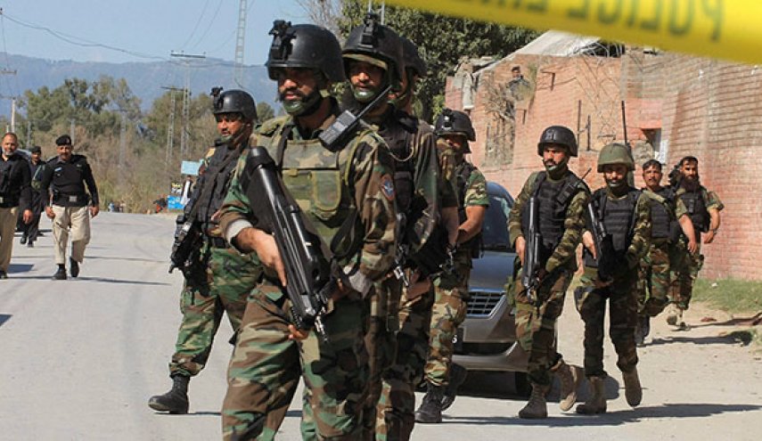 بازداشت 121 فرد مرتبط با گروه های مسلح در پاکستان