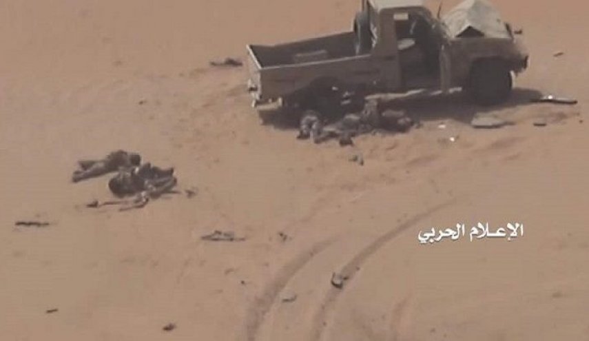 تدمير طقمين محملين بالمرتزقة ومصرع من عليهما قبالة نجران
