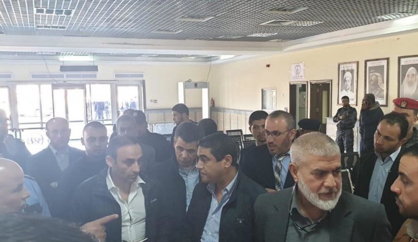 وفد من المخابرات المصرية يتفقد معبر رفح البري
