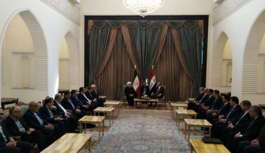 دیدار روحانی و برهم صالح در کاخ السلام بغداد آغاز شد