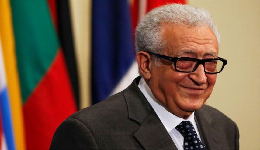 ​​​​​​​الأخضر الإبراهيمي يحذر من التدخل الخارجي في الجزائر