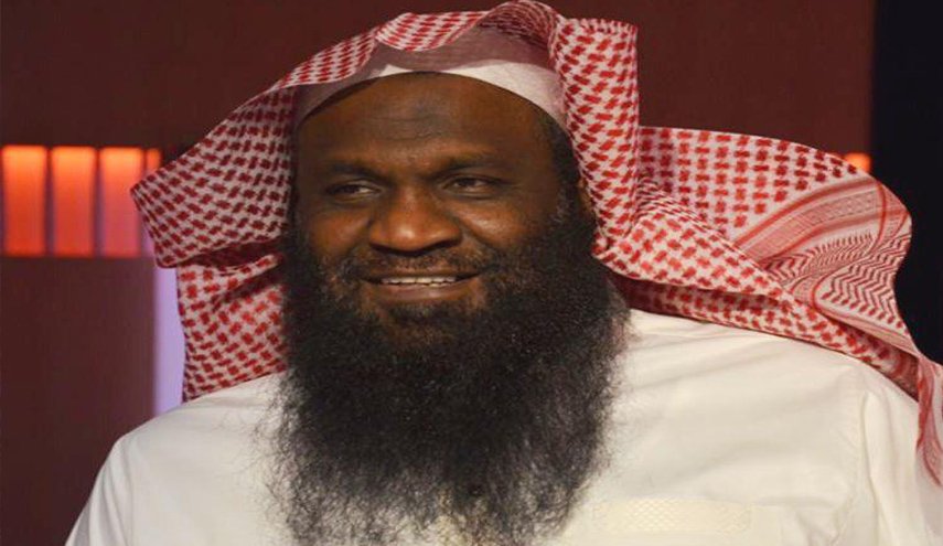 الكلباني يسخر من قطر 'شرق سلوى' !