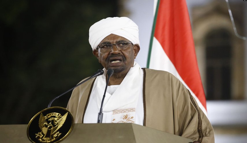 فریاد مردم سودان در خیابان‌ها: «فقط برو» 
