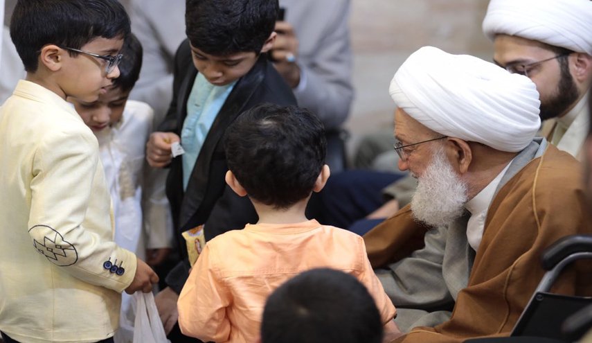 مشارکت آیت الله عیسی قاسم در مراسم ولادت امیرالمؤمنین علیه السلام