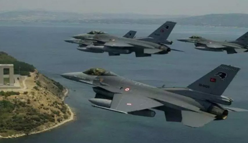 اليونان ترد على 'التحرش التركي'
