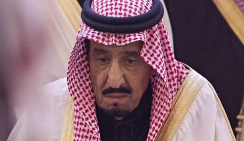 پادشاه سعودی برای شرکت در نشست سران اتحادیه عرب وارد تونس شد
