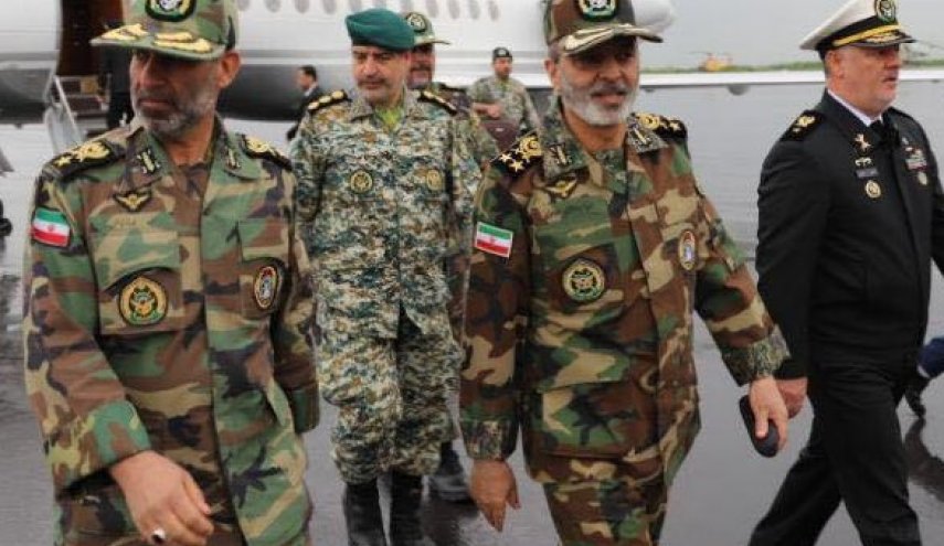فرمانده کل ارتش برای بازدید از مناطق سیل زده وارد گلستان شد
