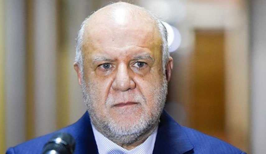 زنگنه به روسیه رفت