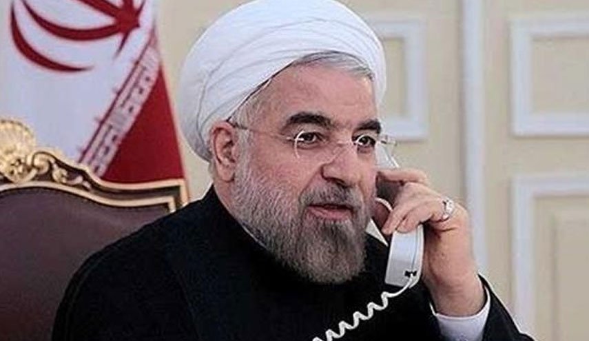 گفت وگوی تلفنی روحانی با استانداران برای برای امدادرسانی به سیل زدگان و مدیریت بهینه بحران جوی 