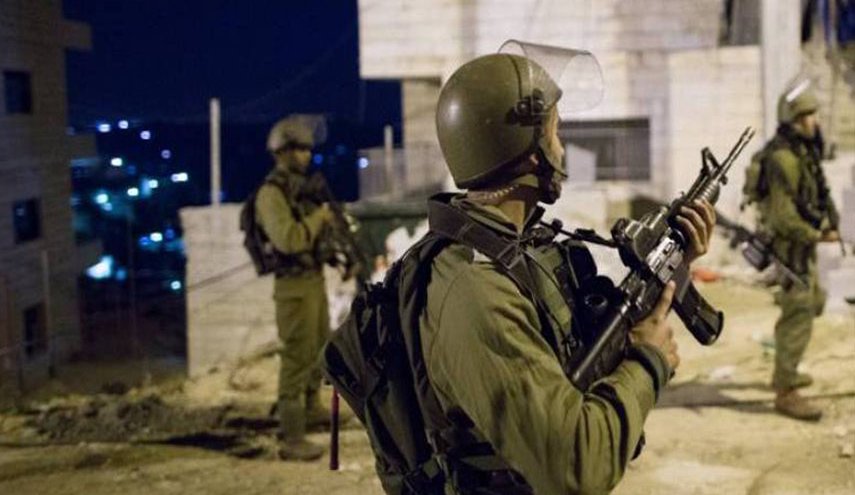 الإحتلال يعتقل القيادي في حماس بالضفة 
