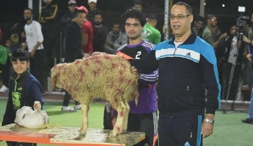 ماذا يفعل 