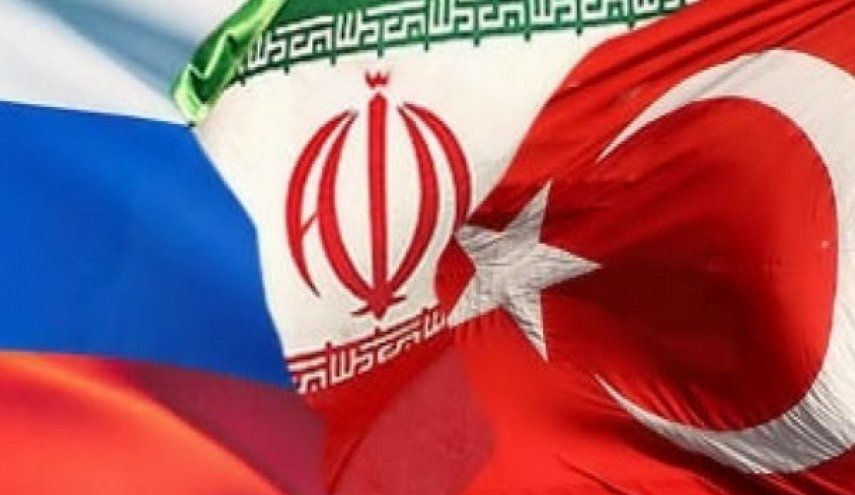 نماینده روس خواستار برگزاری نشست‌های سالانه منظم با نمایندگان ایران و ترکیه شد