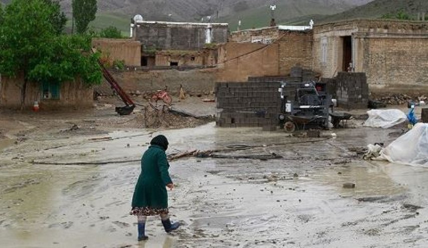 کمک نقدی مراجع تقلید به سیل‌زدگان

