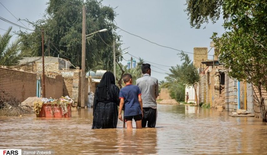 مساعدات إنسانية روسية وأرمينية لضحايا الفيضانات في إيران