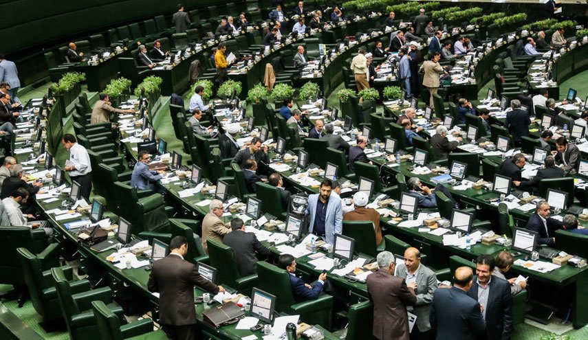 طرح دو فوریتی تقویت جایگاه سپاه پاسداران انقلاب اسلامی در برابر آمریکا/ تروریستی قلمداد کردن نیروهای امنیتی و اطلاعاتی آمریکا در غرب آسیا