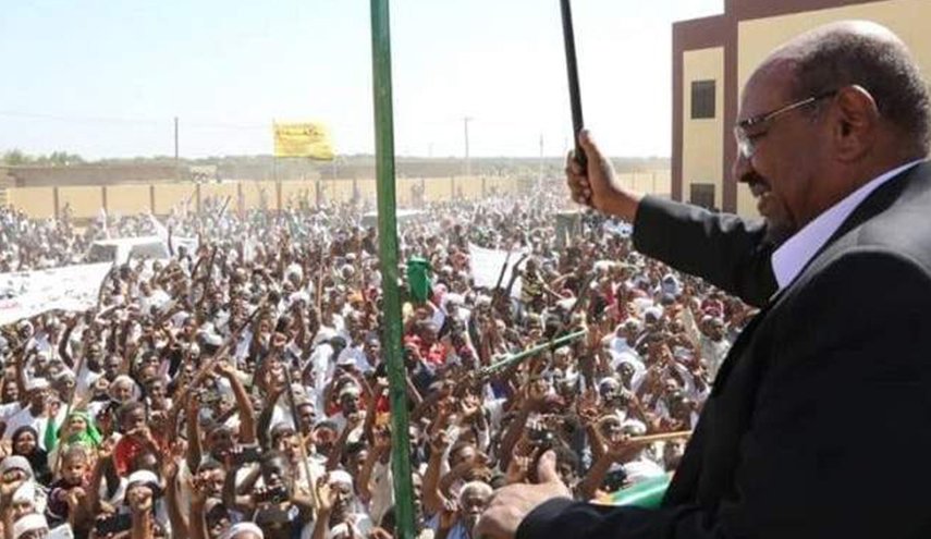 قوى الحوار الوطني المؤيدة للبشير تلغي تظاهرات داعمة له