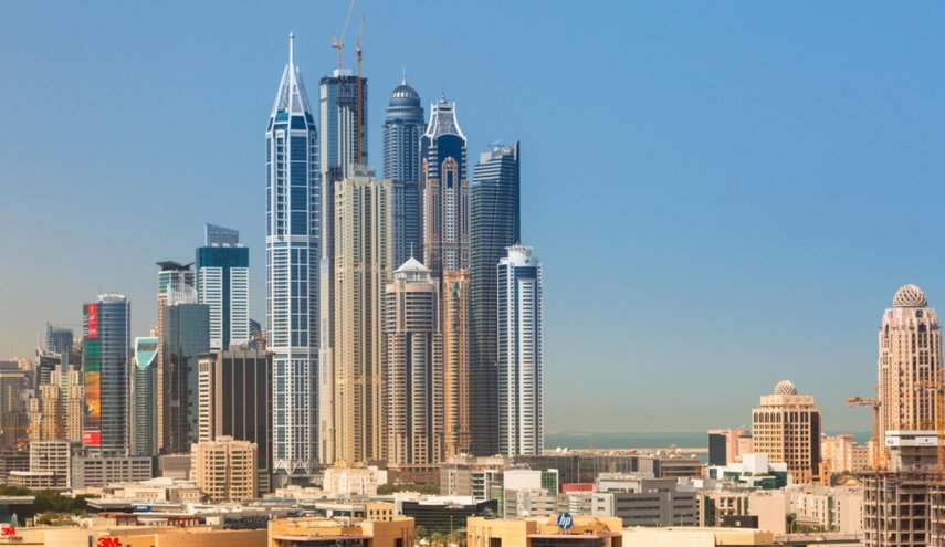 توقيف مسؤولين كبيرين في
