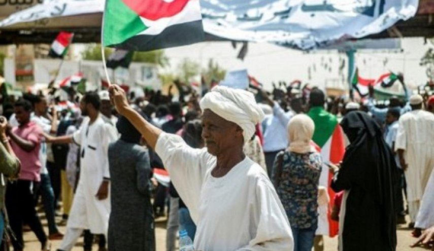 قادة المهنيين بالسودان.. وجوه جديدة تقود التغيير
