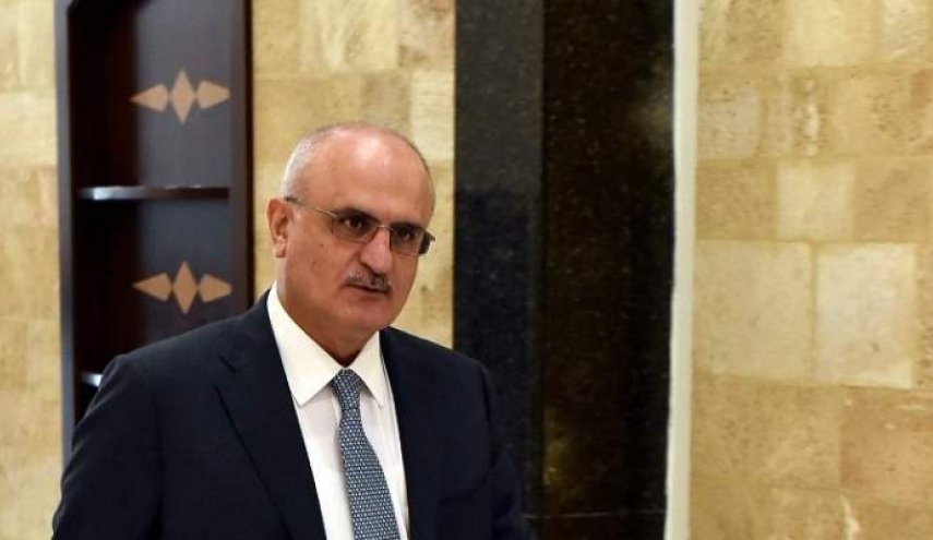 وزير المال اللبناني: مشروع الموازنة لا يتضمن خفضا للرواتب 