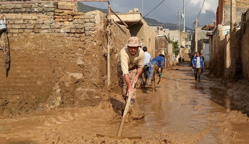  سپاه یک گردان مجهز به خوزستان اعزام کرد