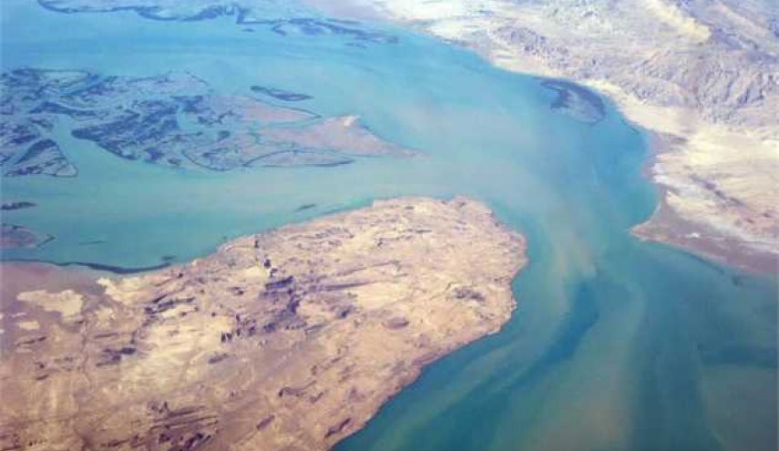 واشنگتن خواستار تضمین آزادی حرکت کشتیرانی در تنگه هرمز شد