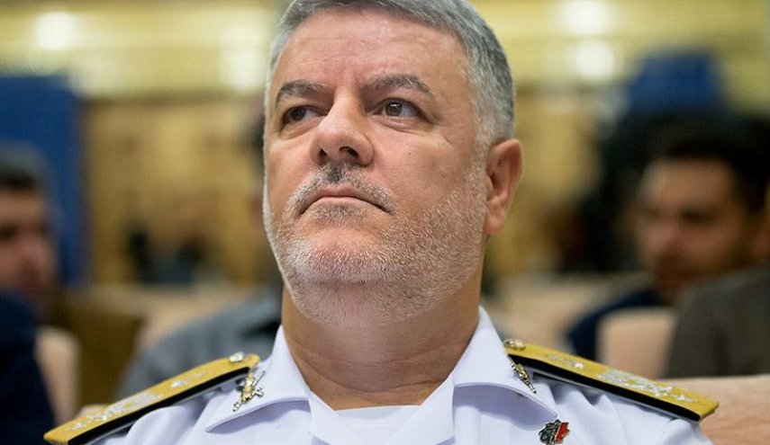 دریادار خانزادی: امنیت اقیانوس ها تنها با کمک قدرت های منطقه ای تامین خواهد شد