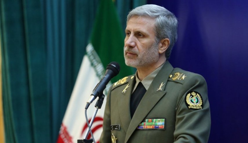 امیر حاتمی: در حراست از منافع ملی خود مسامحه نخواهیم کرد/ انهدام پهپاد آمریکایی توسط پدافند هوایی بومی، غرور و عزت ایرانی‌ها را برانگیخت
