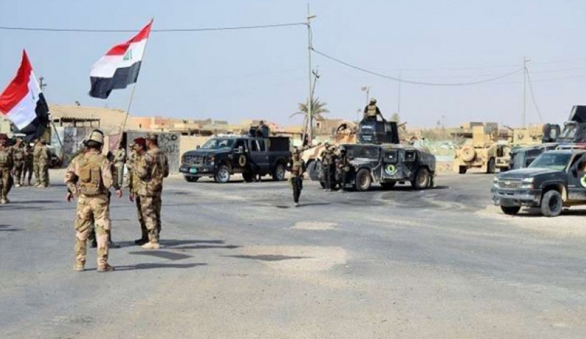الأمن العراقي يقضي على انتحاريين داخل سيارتهما

