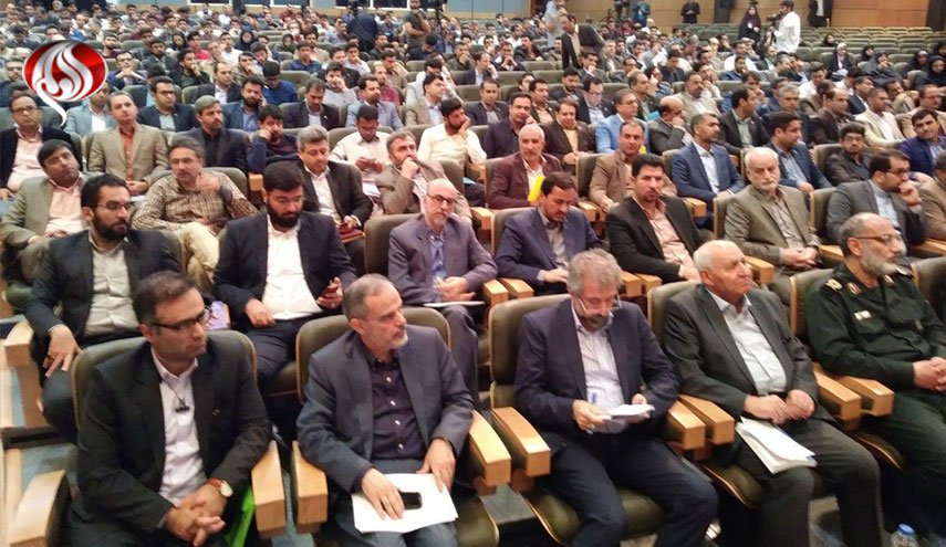 آذری جهرمی: صرف بومی کردن فضای مجازی مشکلات ما را حل نمی‌کند/فیروزآبادی: برخی‌ها در فضای مجازی در ‌زمین دشمن بازی می‌کنند‌