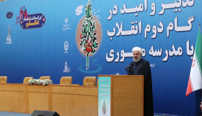 قدرت های زورگو با ترویج ایران هراسی زمینه تحریم را فراهم کردند/ رژیم اسرائیل و عربستان در سال 93 نگذاشتند توافق هسته ای دائمی شود