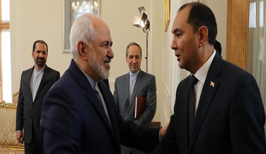 ايران وقرغيزستان تبحثان تعزيز العلاقات الثنائية