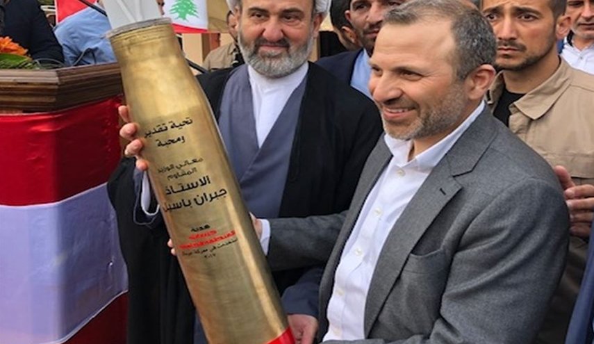 حزب الله يقدّم قذيفة صاروخية لـ