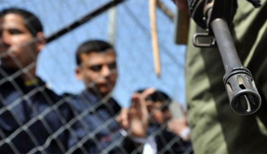 3 أسرى يواصلون إضرابهم المفتوح عن الطعام بسجون الاحتلال 