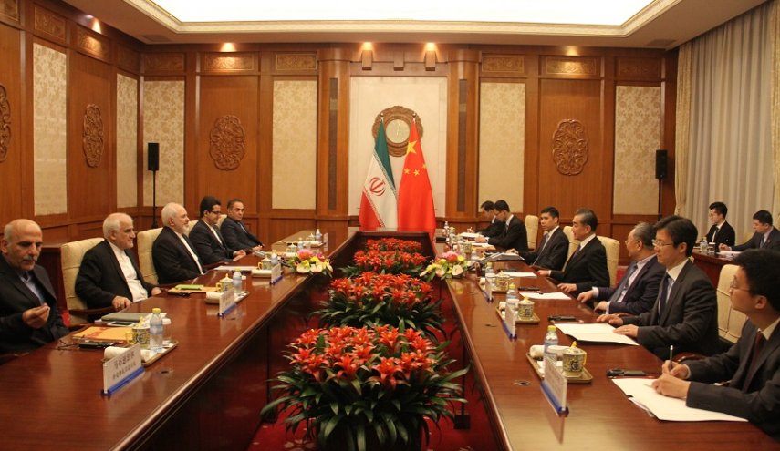 وزیر خارجه چین: از حقوق مشروع ایران دفاع می‌کنیم