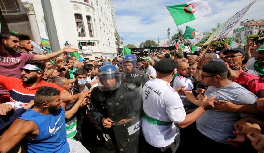 حزب جزائري: انتخابات 4 يوليو/تموز المقبل مستحيلة