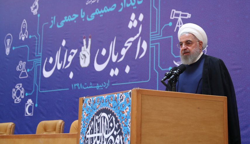 هیچ قدرتی در کشور ما بالاتر از ملت و نسل جوان نیست/ ثابت کردیم ملتی هستیم که می تواند حرف و منطق خود را به کرسی بنشاند