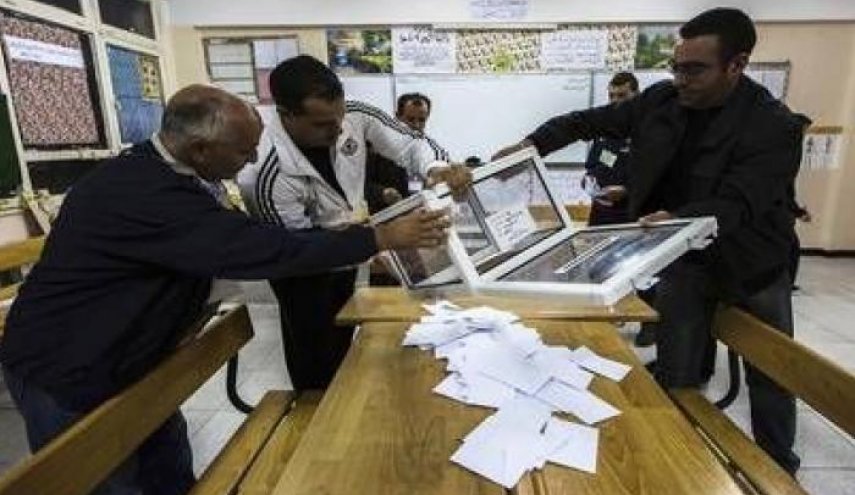 76 مترشحا لانتخابات الرئاسة الجزائرية.. لحد الآن